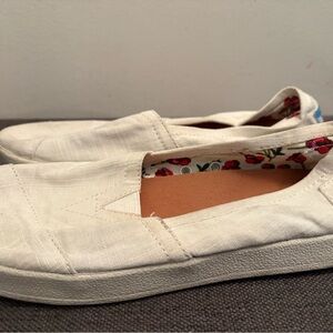 Toms Cream Canvas Slip-Ons